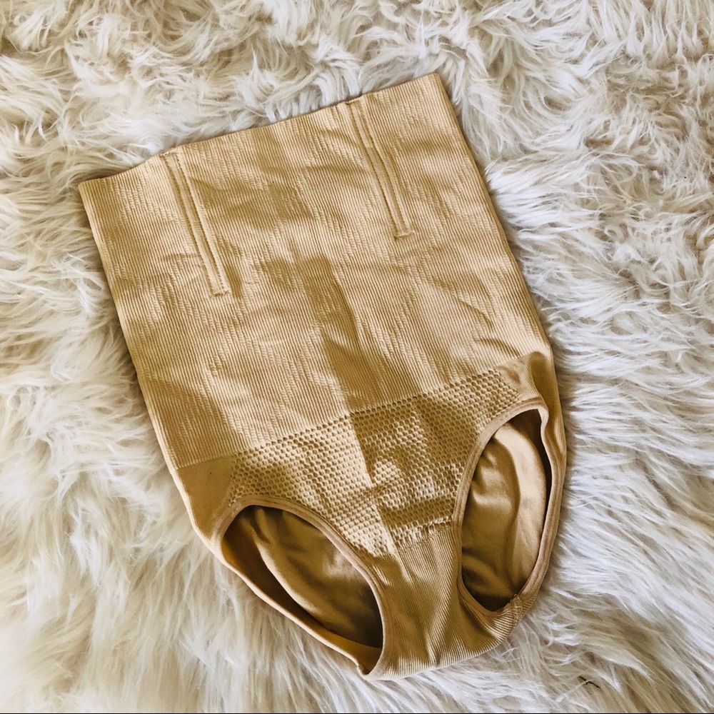 Ladies Shapermint one size NWOT
